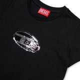 Diesel Kids T-shirt Nera con Logo Pailettes per Bambine (dettaglio)