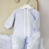 Deolinda Completo Celeste con Ricami per Neonate