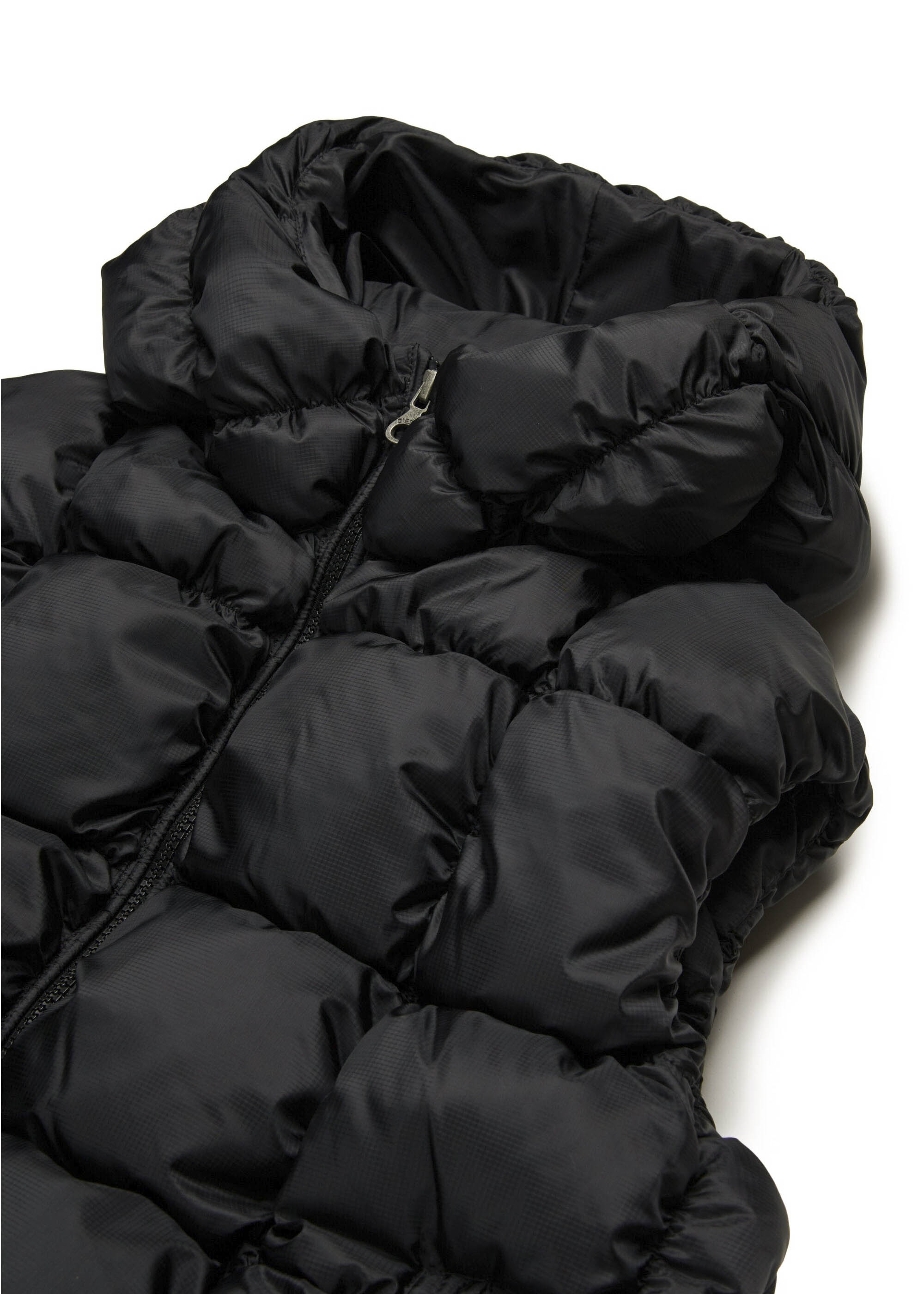 Diesel Kids Smanicato Nero Trapuntato per Bambini
(dettaglio)