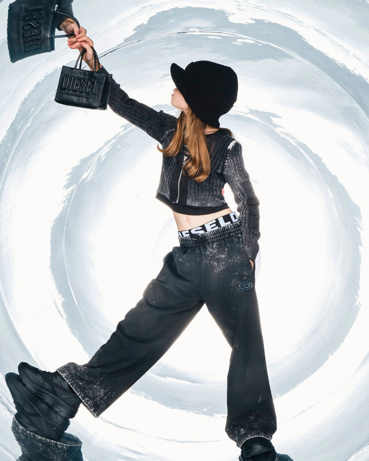 Diesel Kids Cardigan Crop a Costine Nero per Bambine