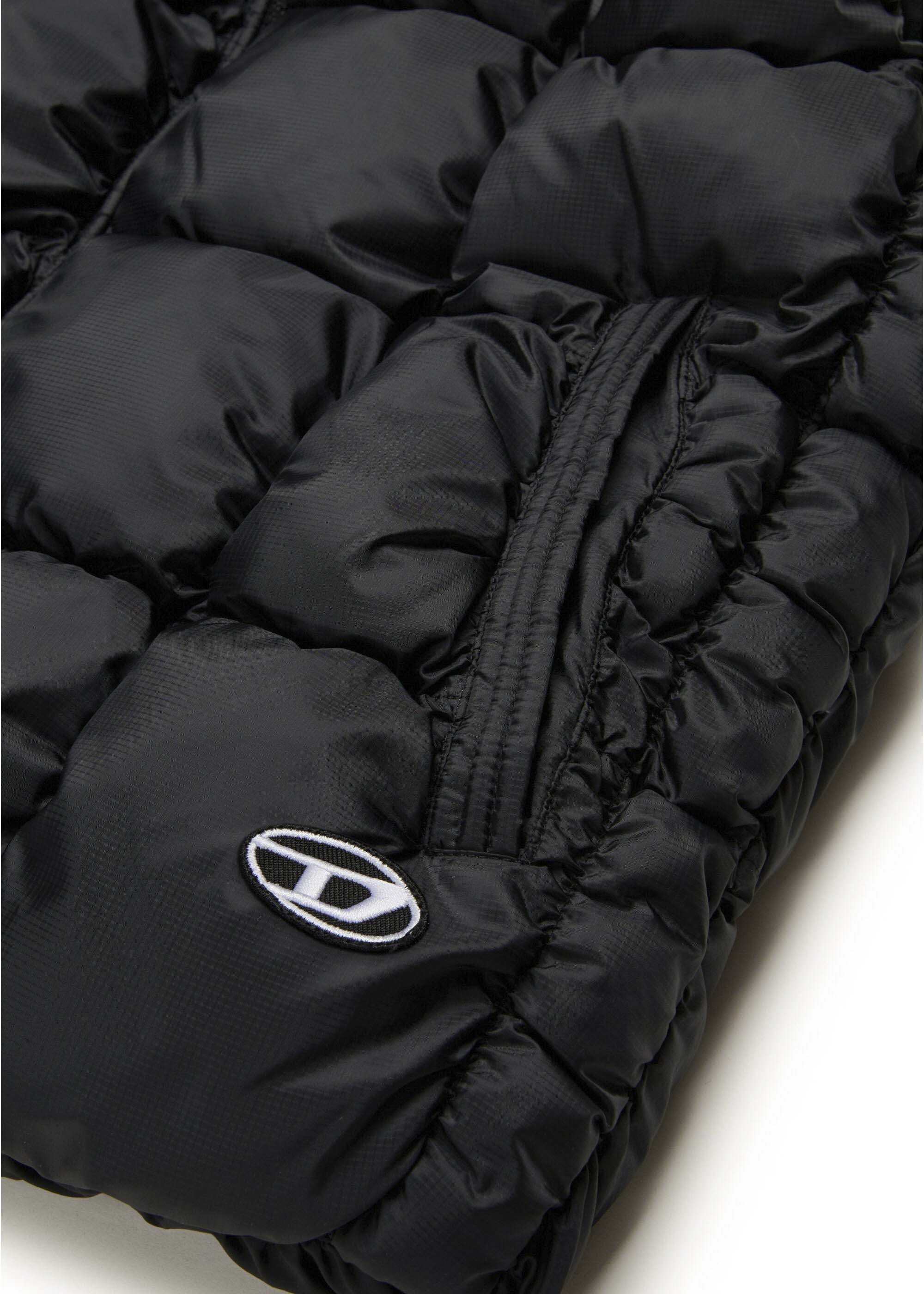 Diesel Kids Smanicato Nero Trapuntato per Bambini
(dettaglio)