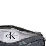 Calvin Klein Kids Astuccio Verde Monogram per Bambini  (dettaglio)