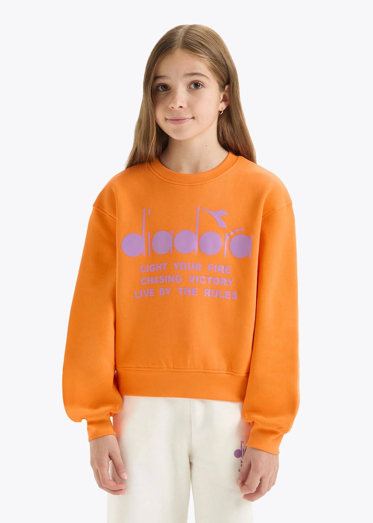 Felpa Girocollo Diadora Kids Arancione: Comfort e Stile per le Piccole Atlete