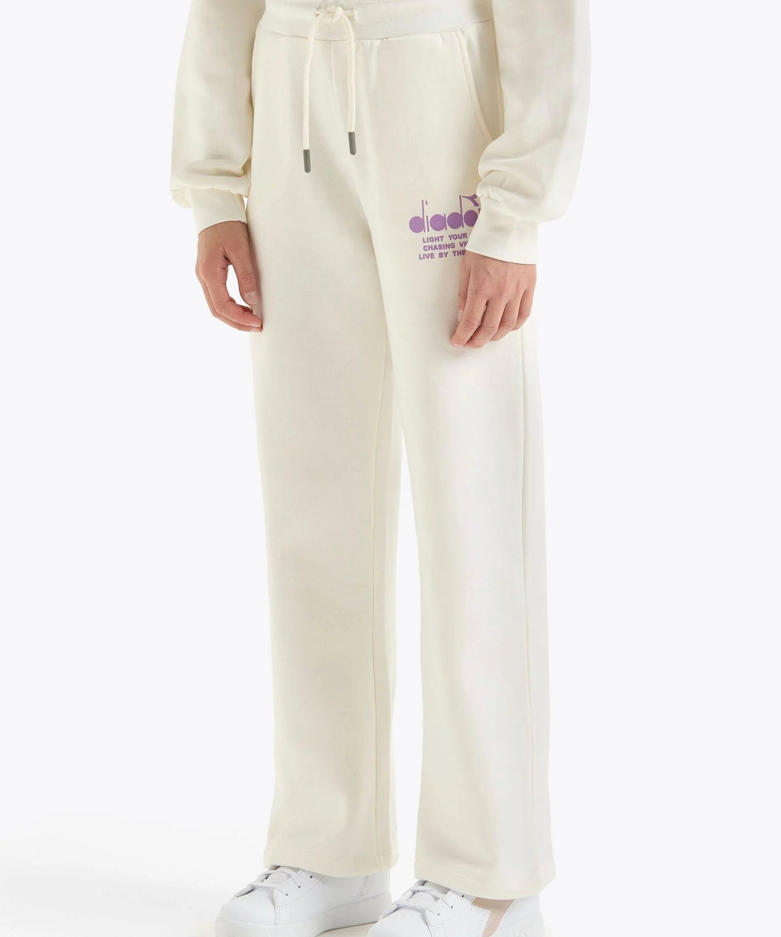 Pantalone Joggers Wide Logo Pastel Diadora Kids Crema: Comfort e Stile per le Giovani Atlete