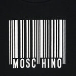 Moschino Kids T-shirt Nera con Stampa Codice a Barra per Bambini (dettaglio)