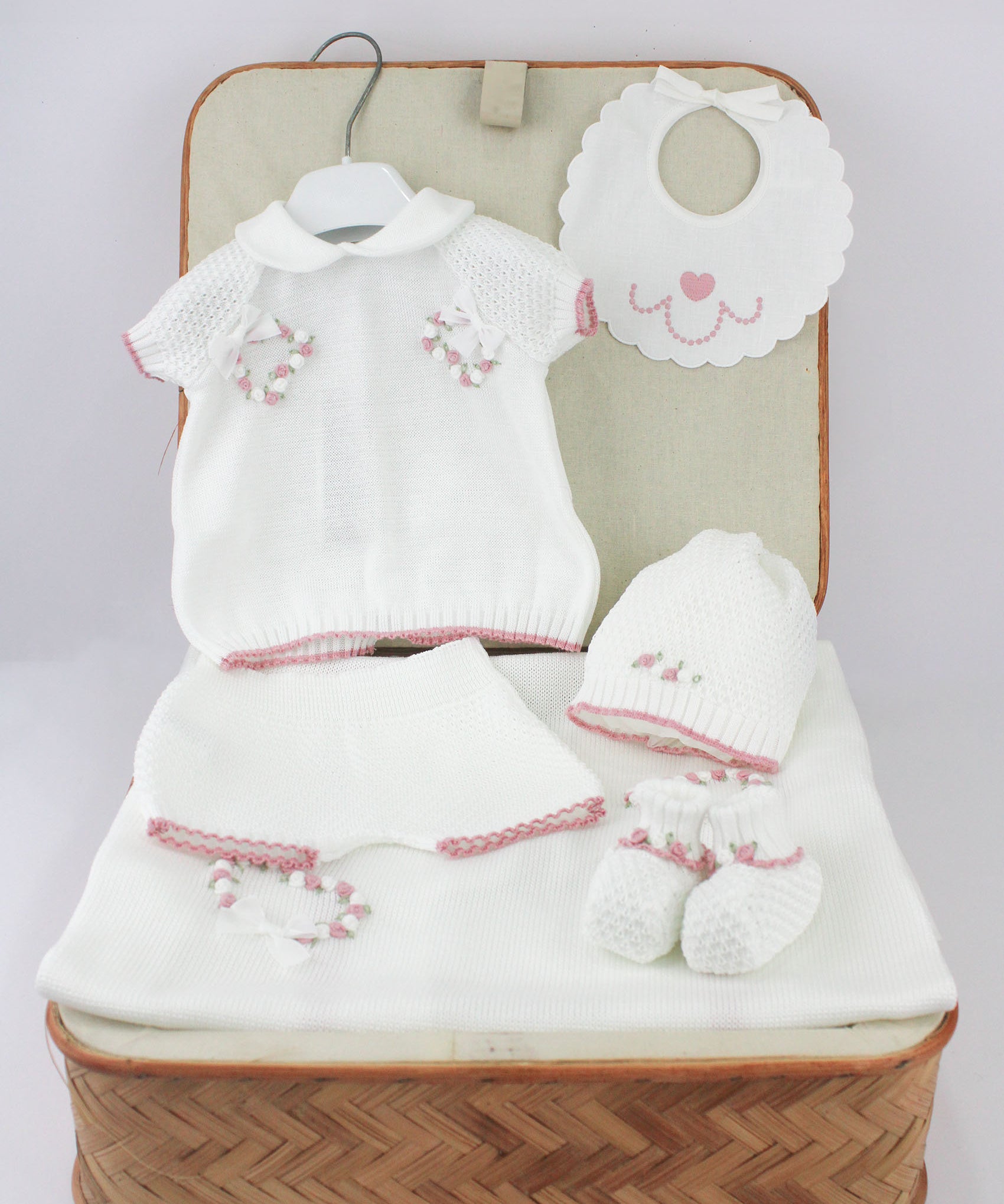 Marlu Corredino con Completo Bianco/Rosa con Ricami per Neonate