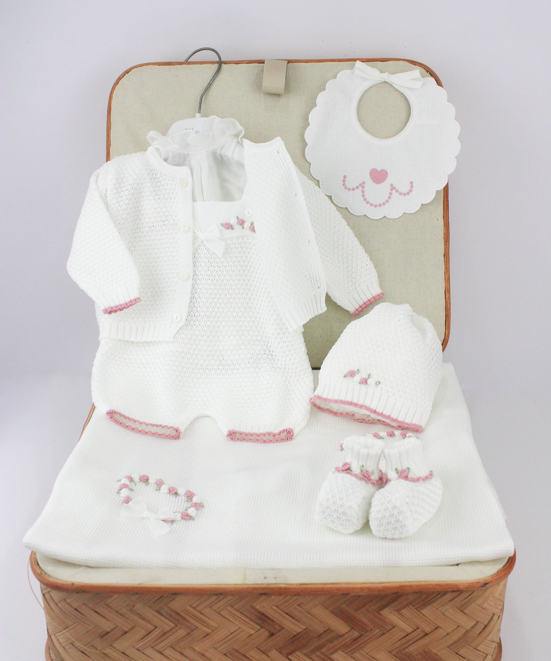 Marlu Corredino con Salopette Bianco/Rosa con Ricami per Neonate