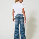 Twinset Kids Jeans con Oval T All Over per Bambine (retro indossato)