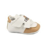 Moschino Kids Sneakers Bianco e Biscotto con Logo per Neonati