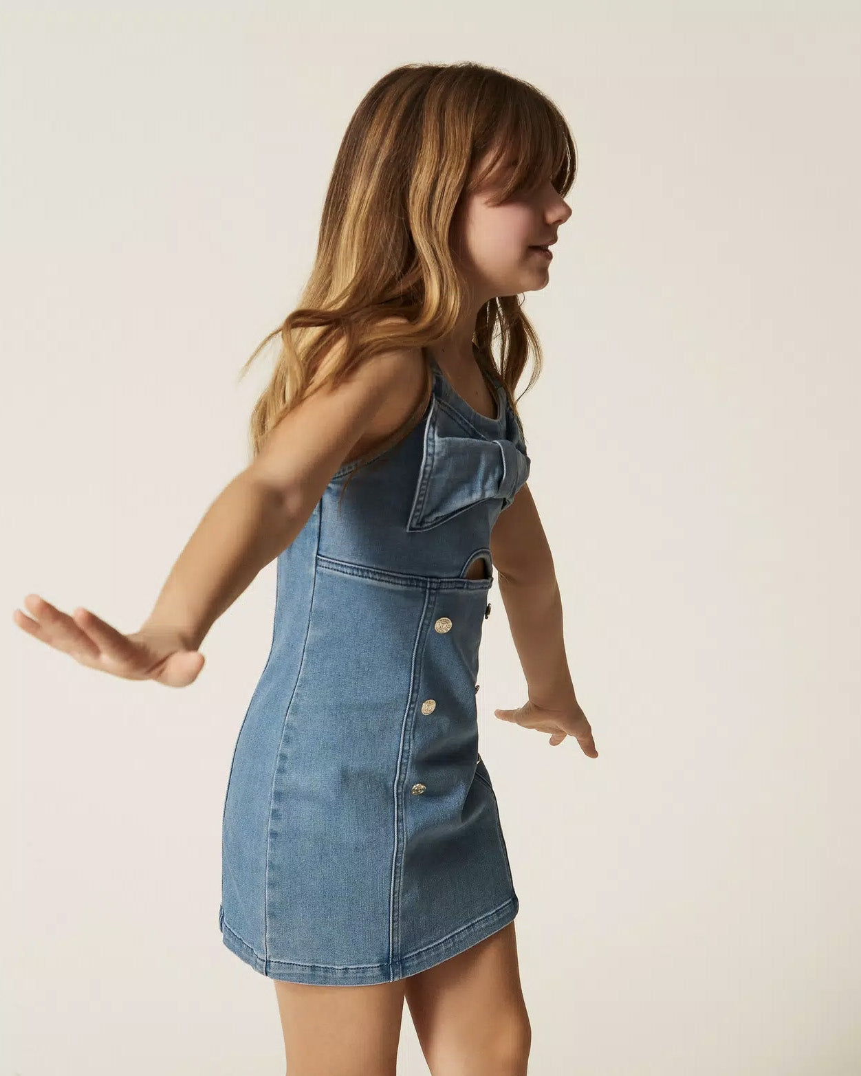 Twinset Kids Abito in Denim con Maxi Fiocco per Bambine