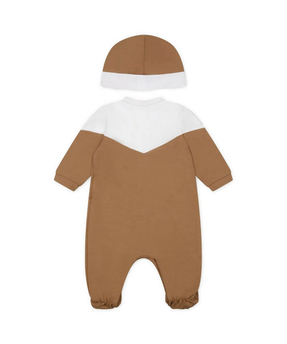 Boss Kids Tutina Biscotto con Cappellino per Neonati (retro)