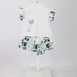 Minibanda T-shirt Bianca con Ricami e Gonna Culotta Floreale Blu per Neonate