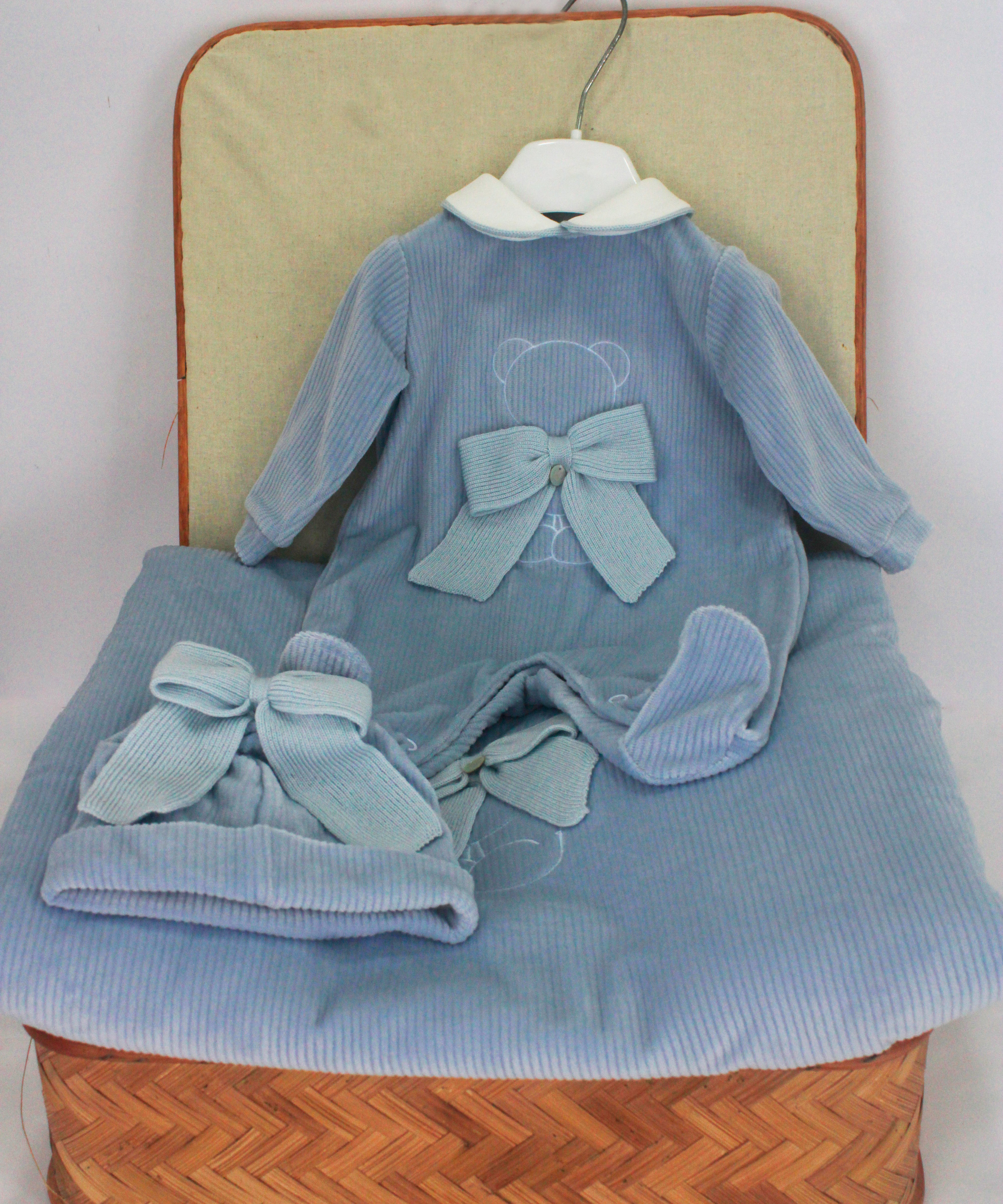 Marlù corredino blu con fiocco per neonate
