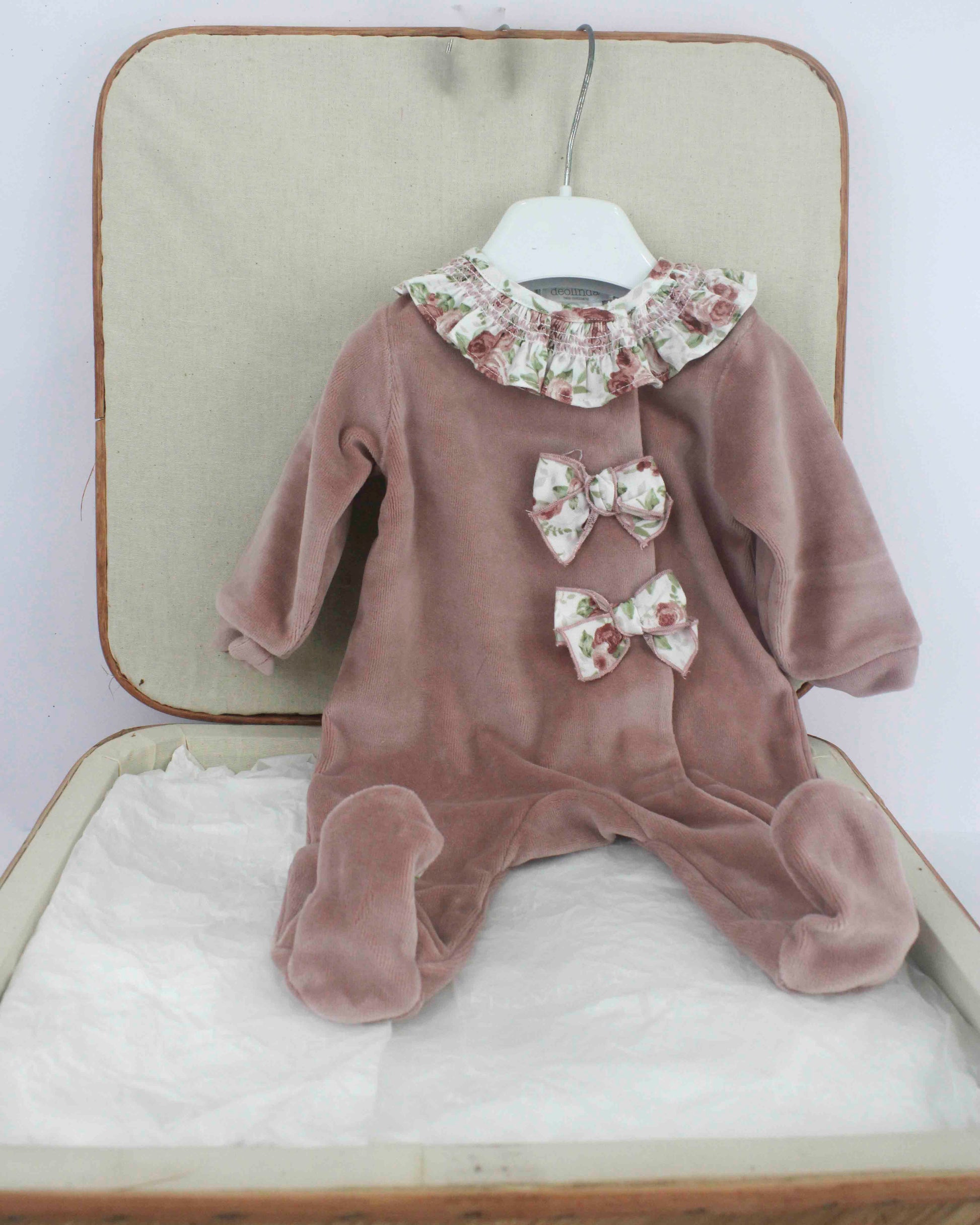 Deolinda Tutina Terracotta con Fiocchi per Neonate