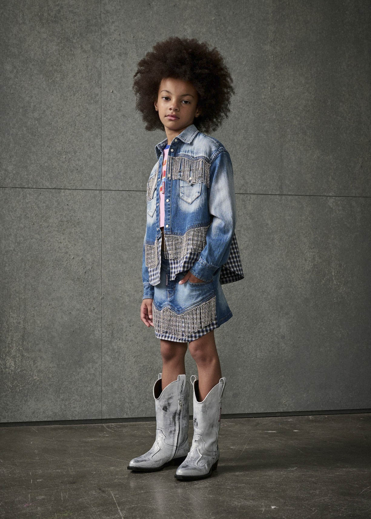 Dsquared2 Kids Gonna Denim Crystal per Bambine (look indossato)