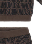 Moschino Kids Tuta Marrone con Logo Jacquard per Neonati (dettaglio)