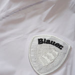 Blauer Kids Giacca a Vento Bianca per Bambini (dettaglio scudetto)