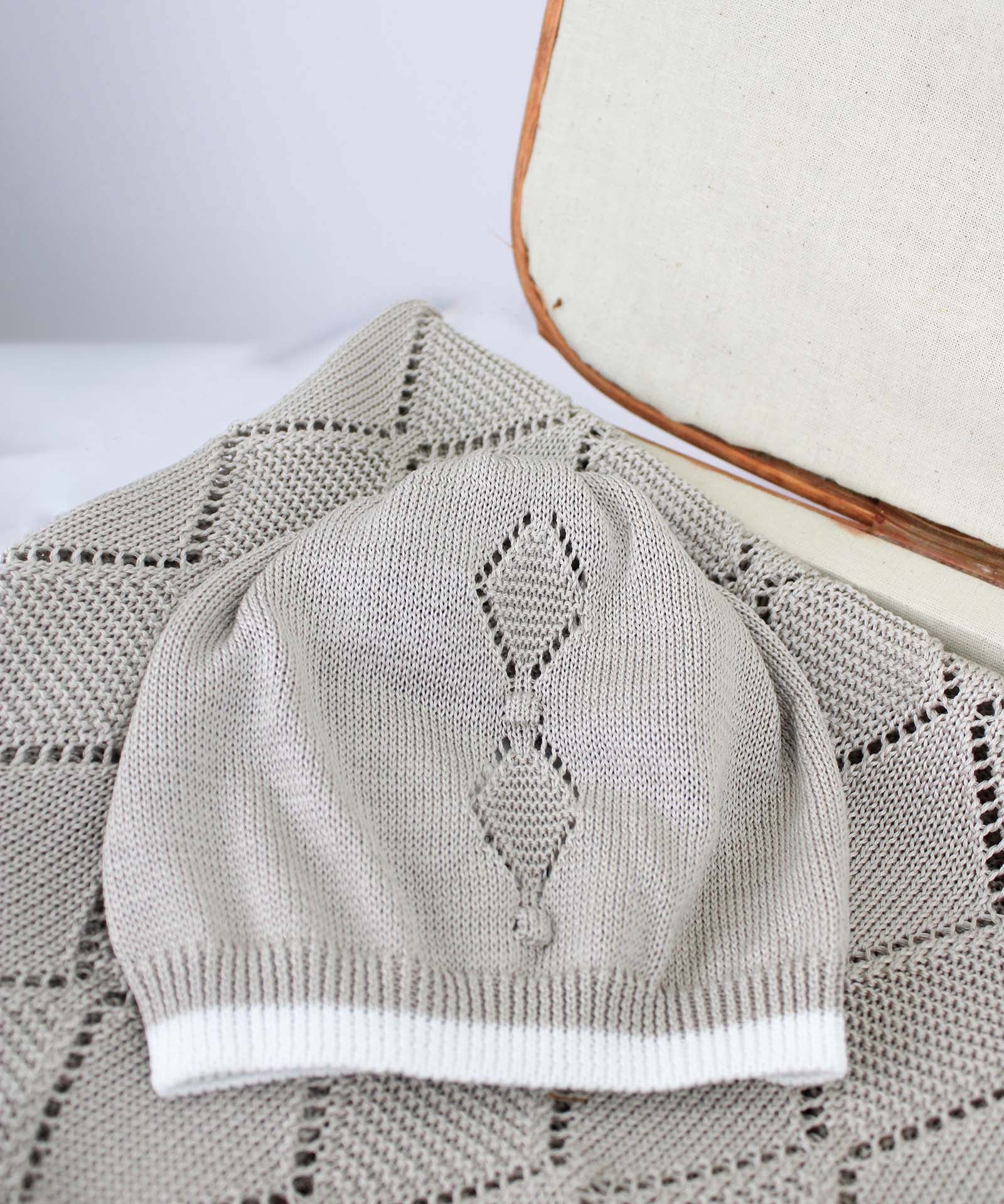 Marlù Cappellino Noce/Bianco per Neonati