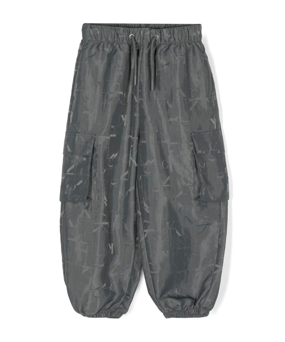 Calvin Klein Kids Pantaloni Grigi Antracite con Stampa Monogram per Bambini