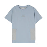 C.P. Company Kids T-shirt Blu Acciaio con Applicazione Tasche per Bambini (fronte)