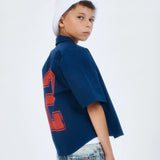 Dsquared2 Kids Camicia Boxy Blu con Maxi Stampa "2" Retro e Stampa Logo Frontale a Contrasto per Bambini