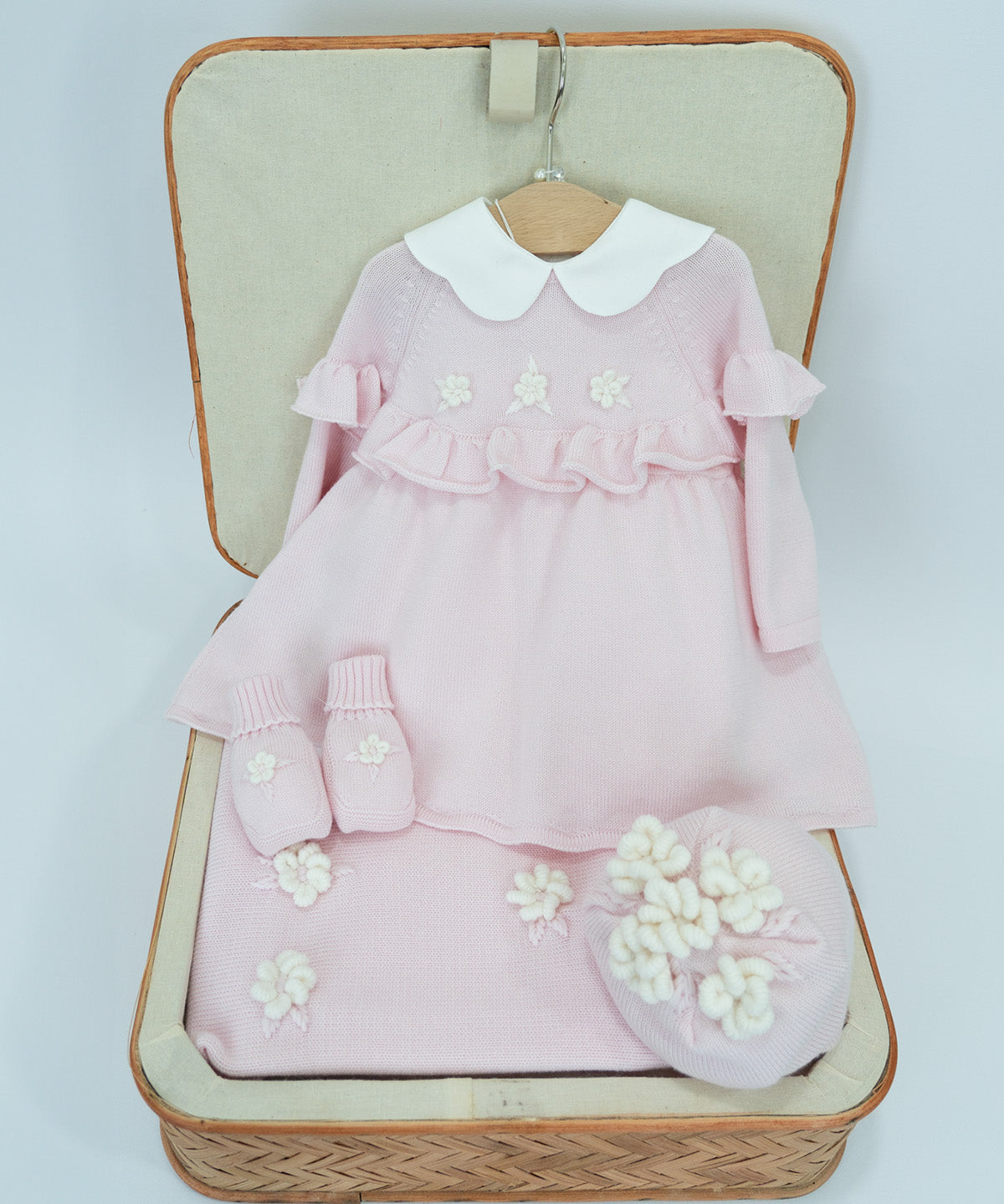 Le Coconne Corredino Rosa con Ricami per Neonate