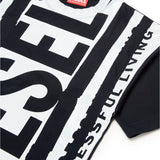 Diesel Kids T-shirt Nera/Bianca con Logo Interrupted per Bambini (dettaglio)