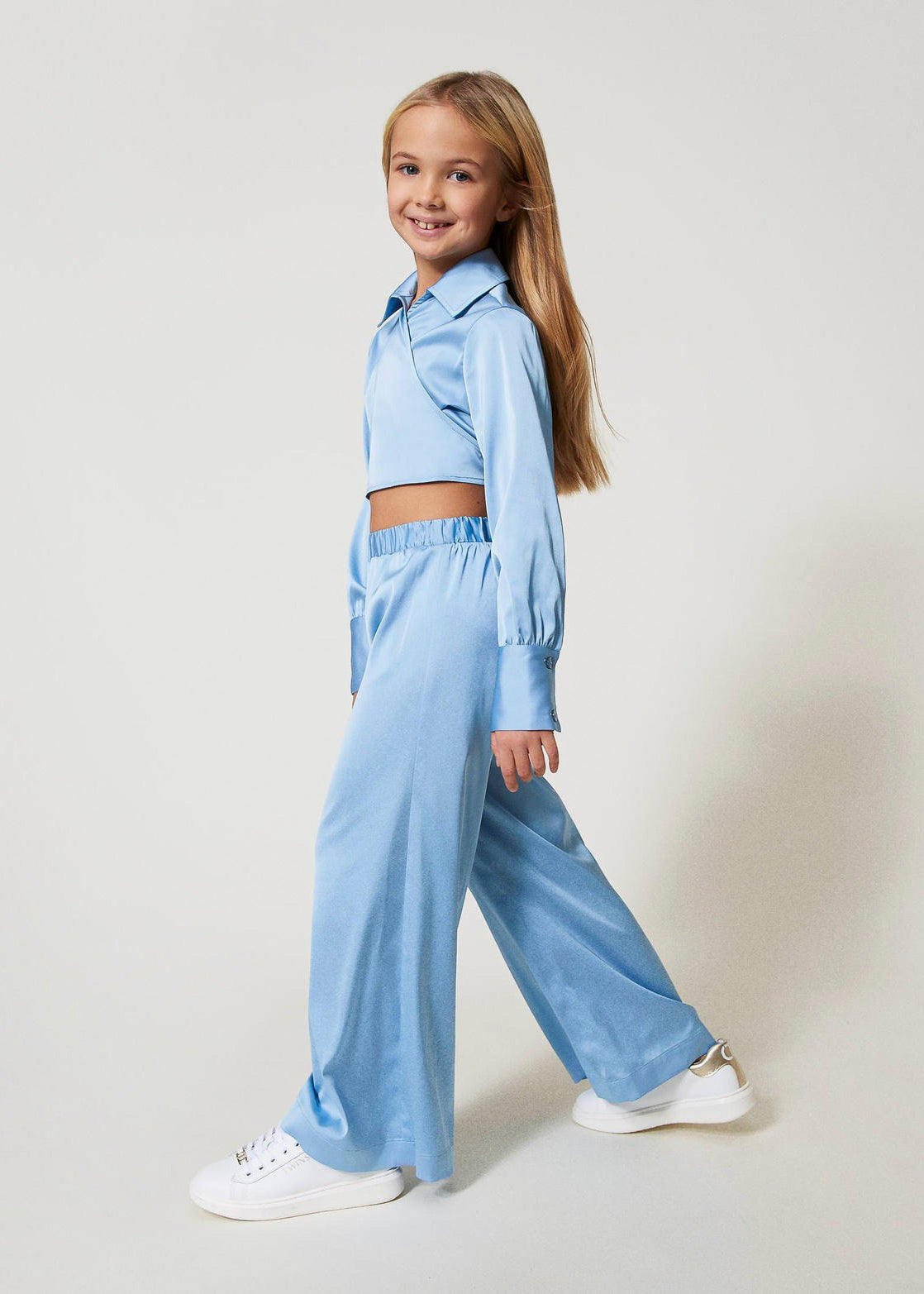 Twinset Kids Camicia con Pantaloni Azzurri in Raso per Bambine