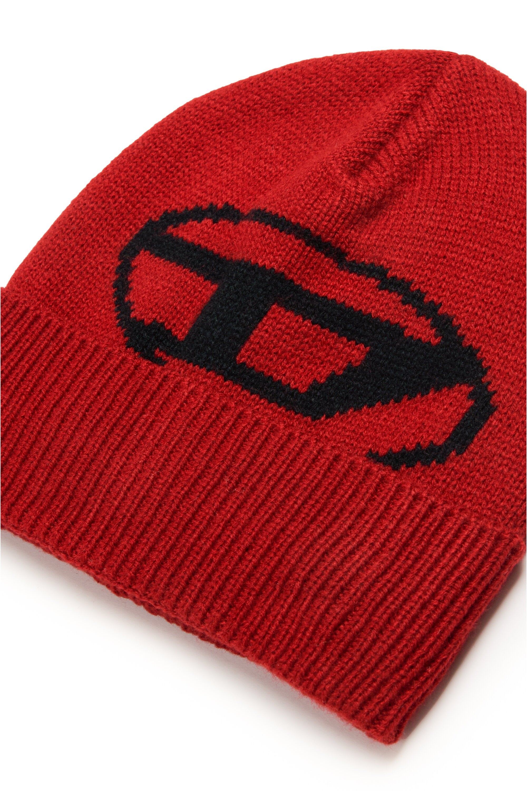 Diesel Kids Cappello Beanie Bordeaux con Intarso Oval D (dettaglio)