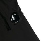 C.P. Company Kids Pantalone Nero con Applicazione Logo per Bambini (dettaglio)