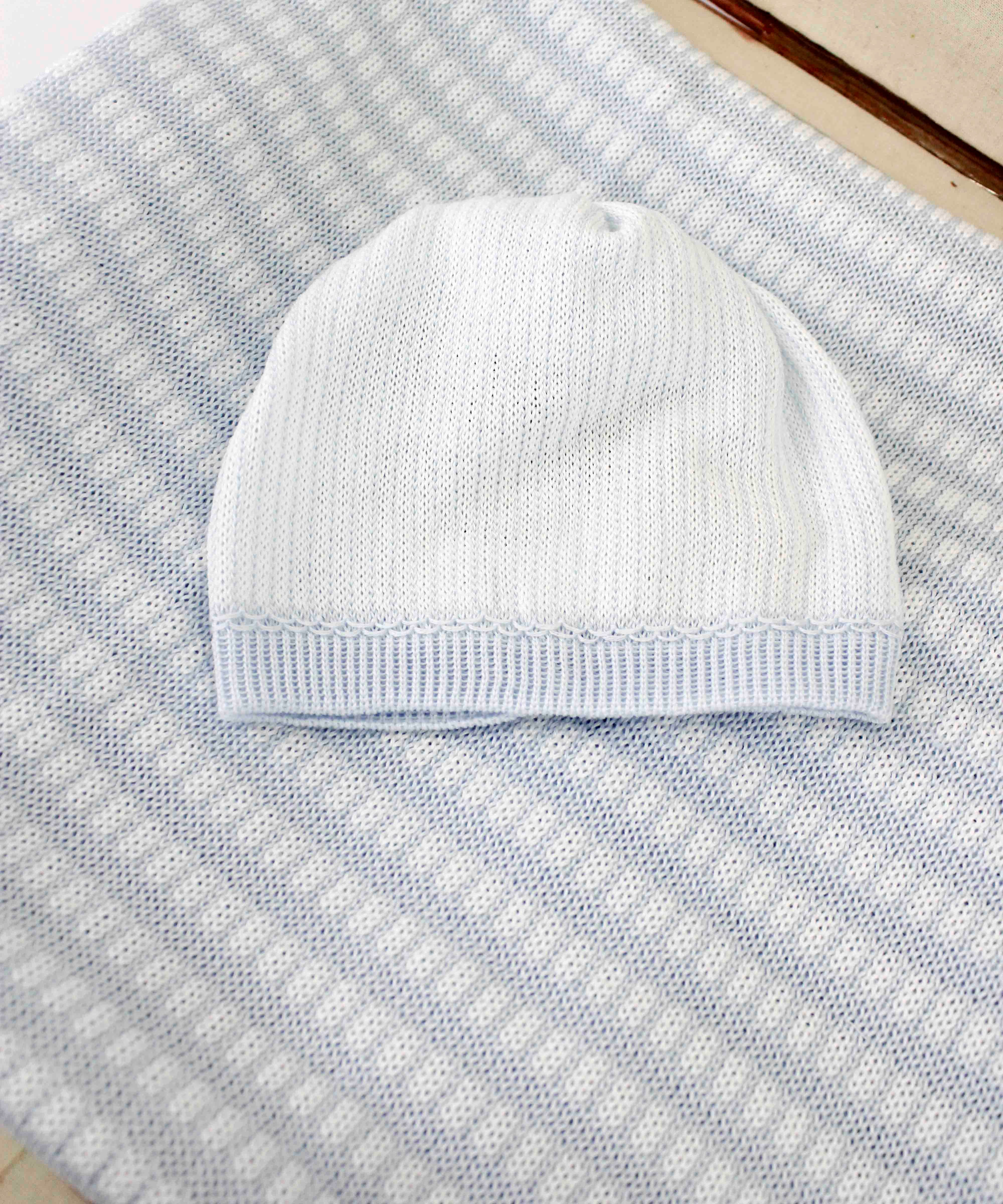 Marlù Cappellino Celeste/Bianco per Neonati