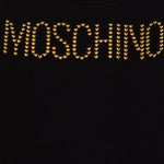 Moschino Kids T-shirt Nera Crop con Logo Borchiato per Bambine (dettaglio)