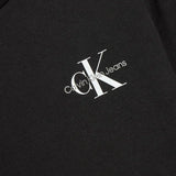 Calvin Klein Kids T-Shirt Nera con Stampa per Bambini (dettaglio)
