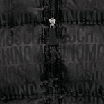 Moschino Kids Giubbino Nero con Logo Jacquard per Neonati (dettaglio)