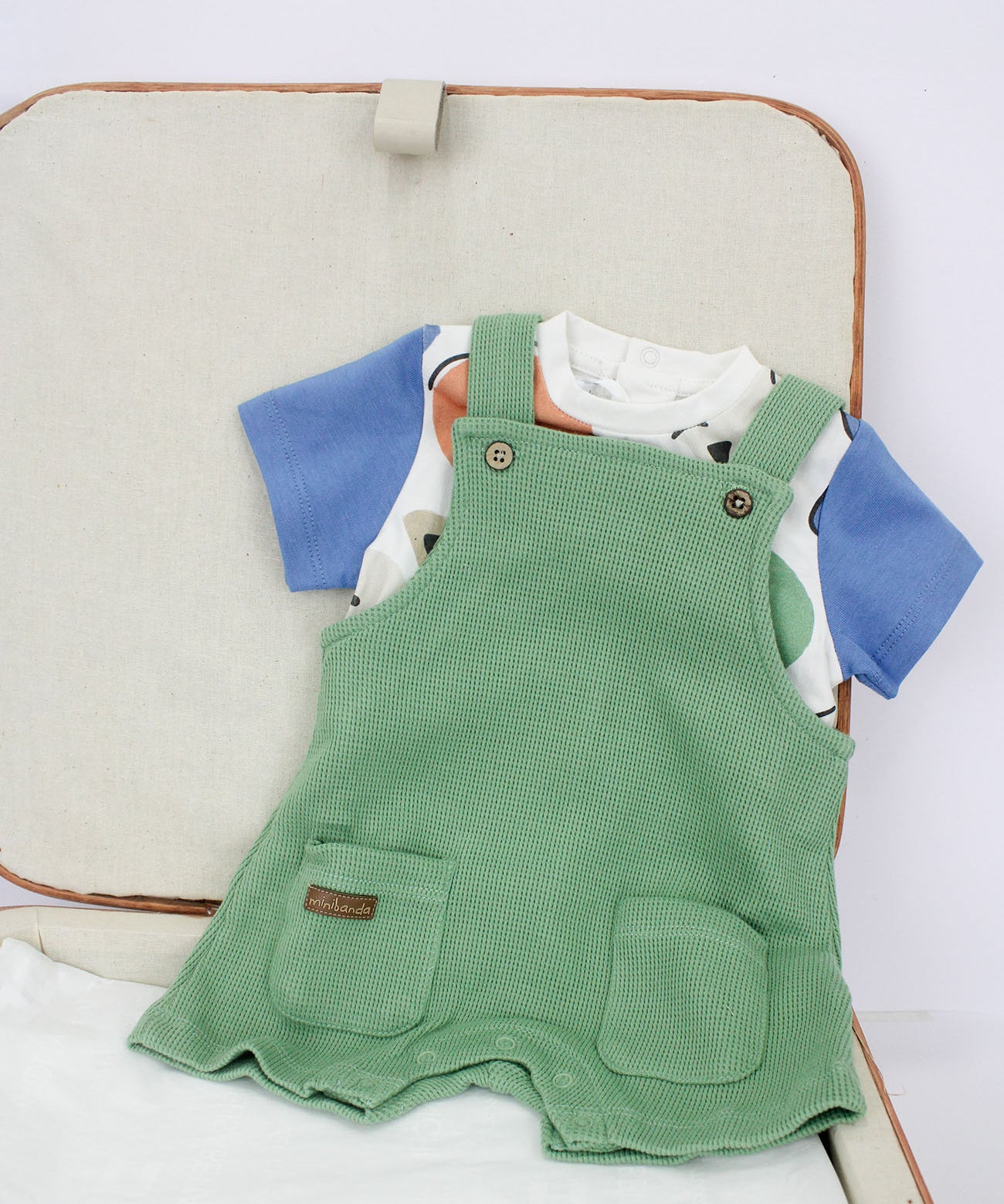 Minibanda T-shirt con Stampa con Salopette Verde per Neonati