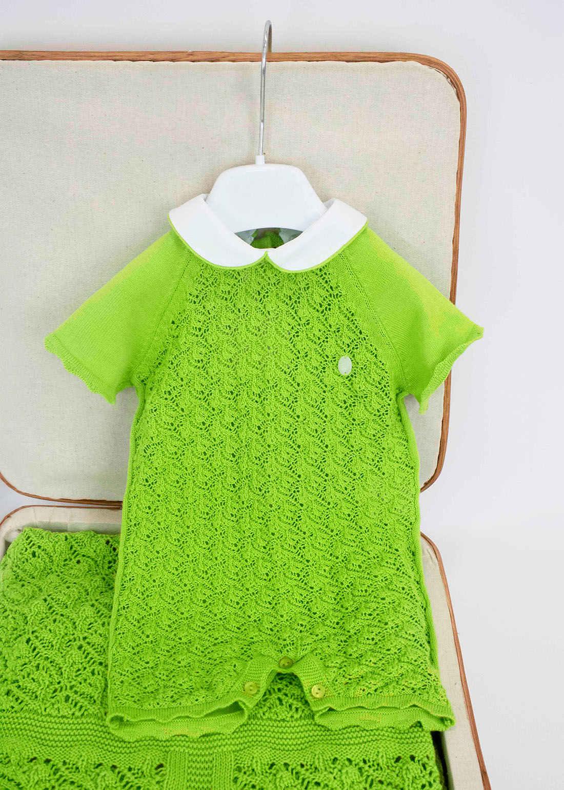 Le Coconne Pagliaccetto Verde per Neonate (fronte)