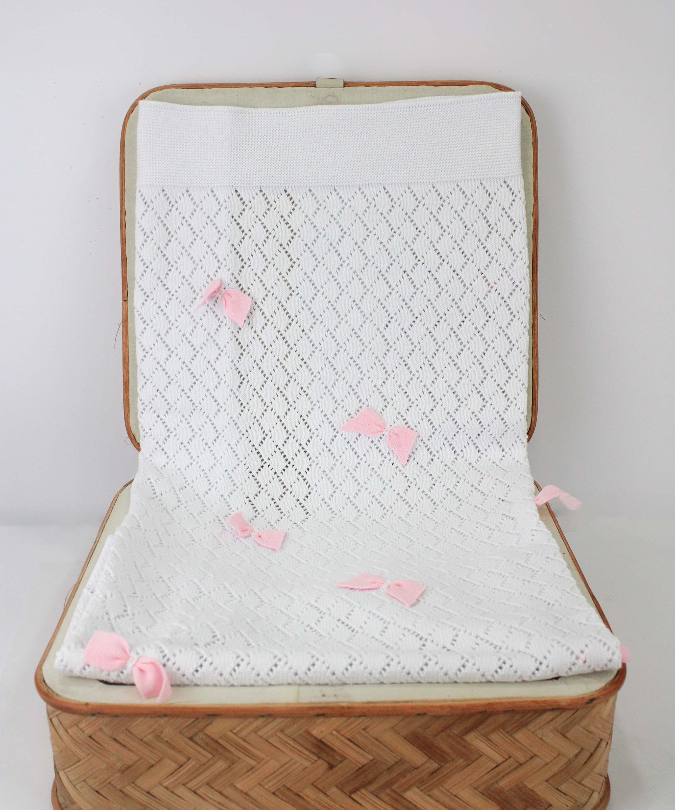 Le Coconne Coperta Bianca con Fiocchi per Neonate