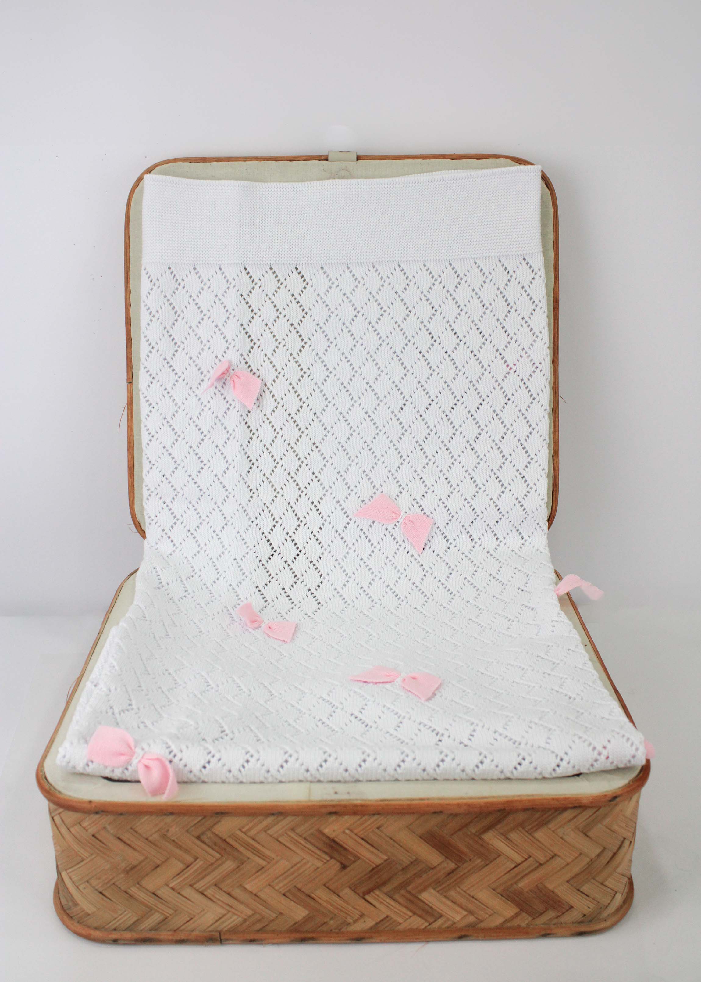 Le Coconne Coperta Bianca con Fiocchi per Neonate