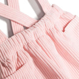 Completo Moschino Kids Salopette Rosa: Eleganza e Comodità per la Tua Principessa