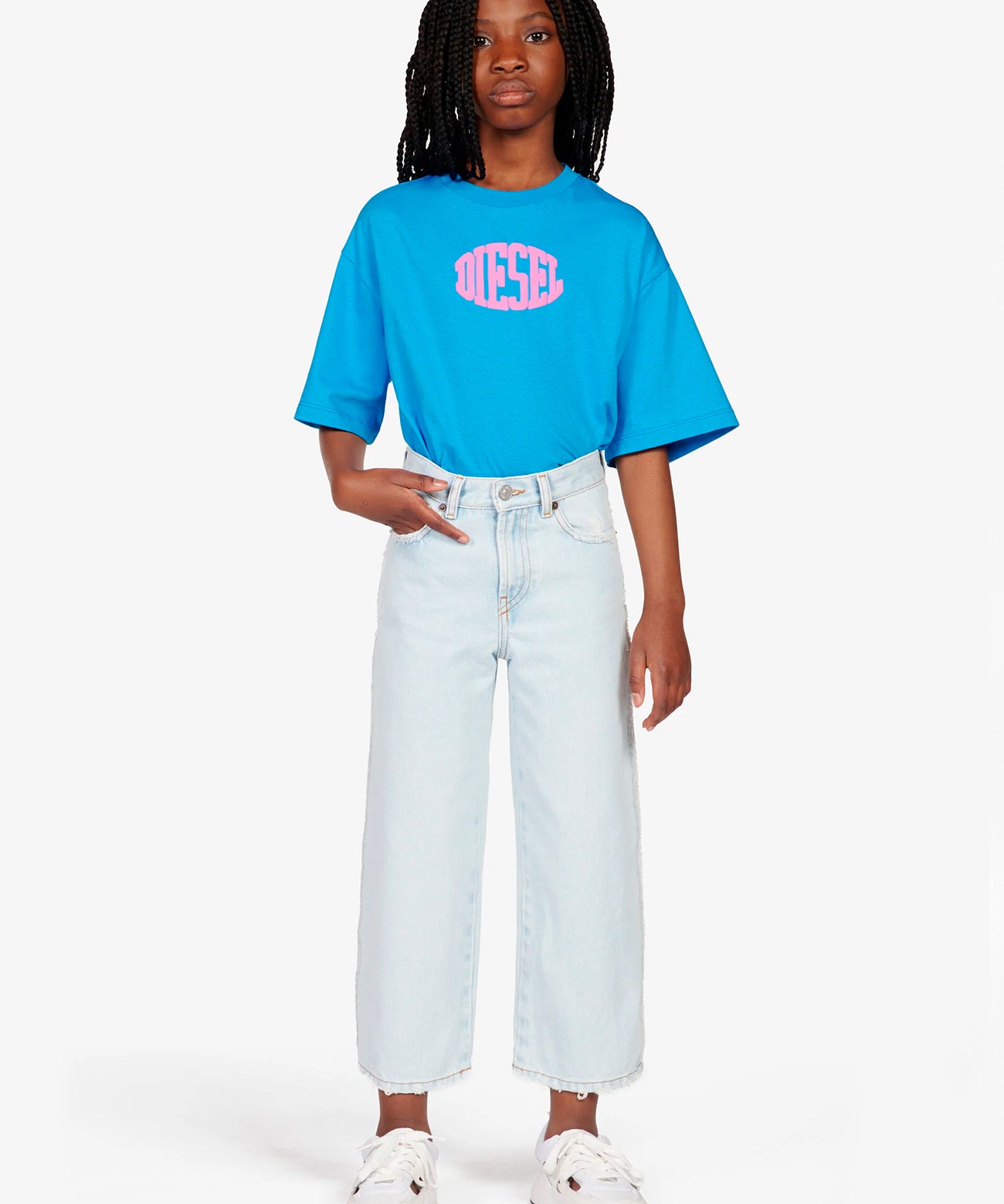 Diesel Kids Jeans Flare Chiaro con Abrasioni per Bambine (immagine foto indossata)