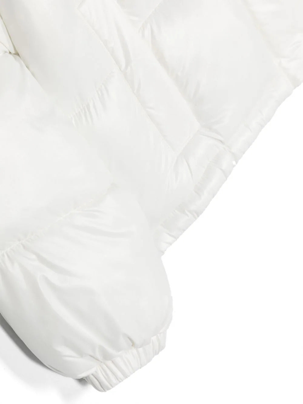 Piumino Imbottito SAVE THE DUCK per Bambine: Eleganza in Bianco con Collo ad Imbuto e Logo Distintivo